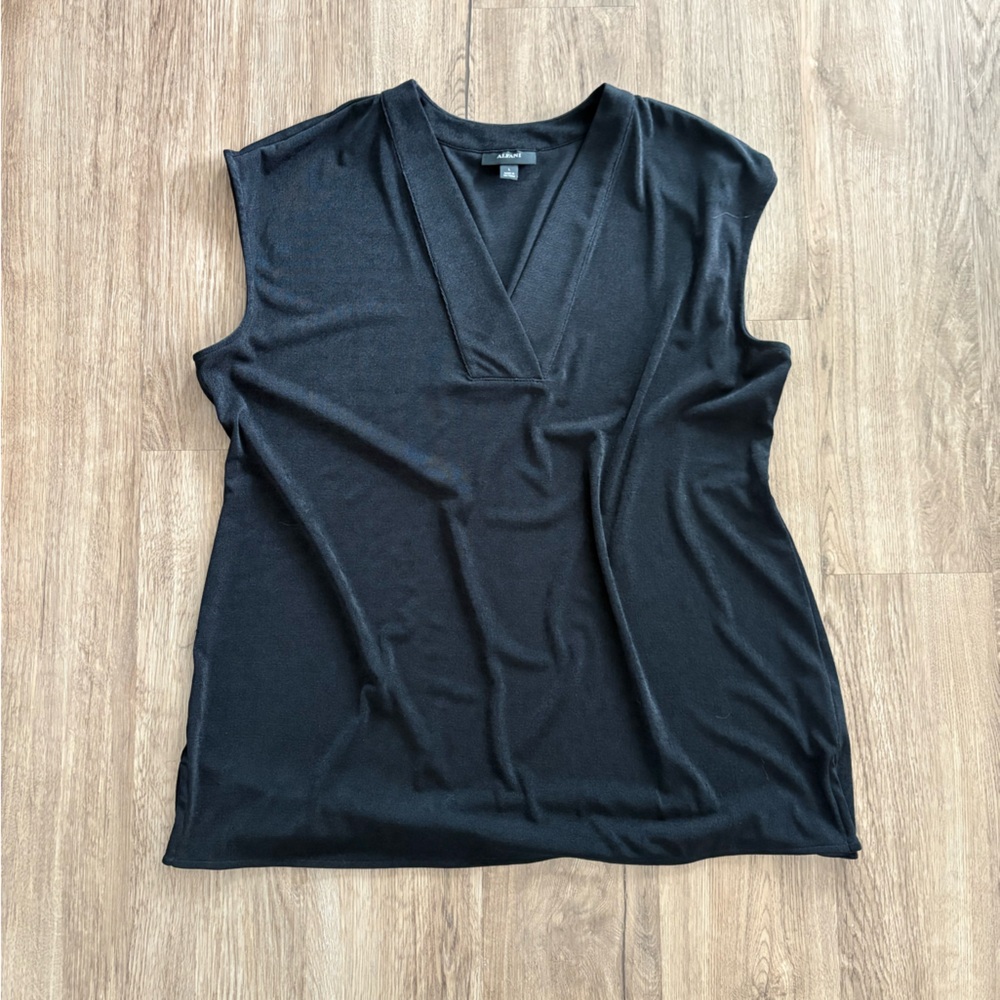 Alfani Black V-Neck Women's Blouse